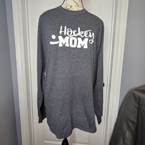'Hockey Mom' Long Sleeve Tee Shirt Gray White Women's Size M NWOT